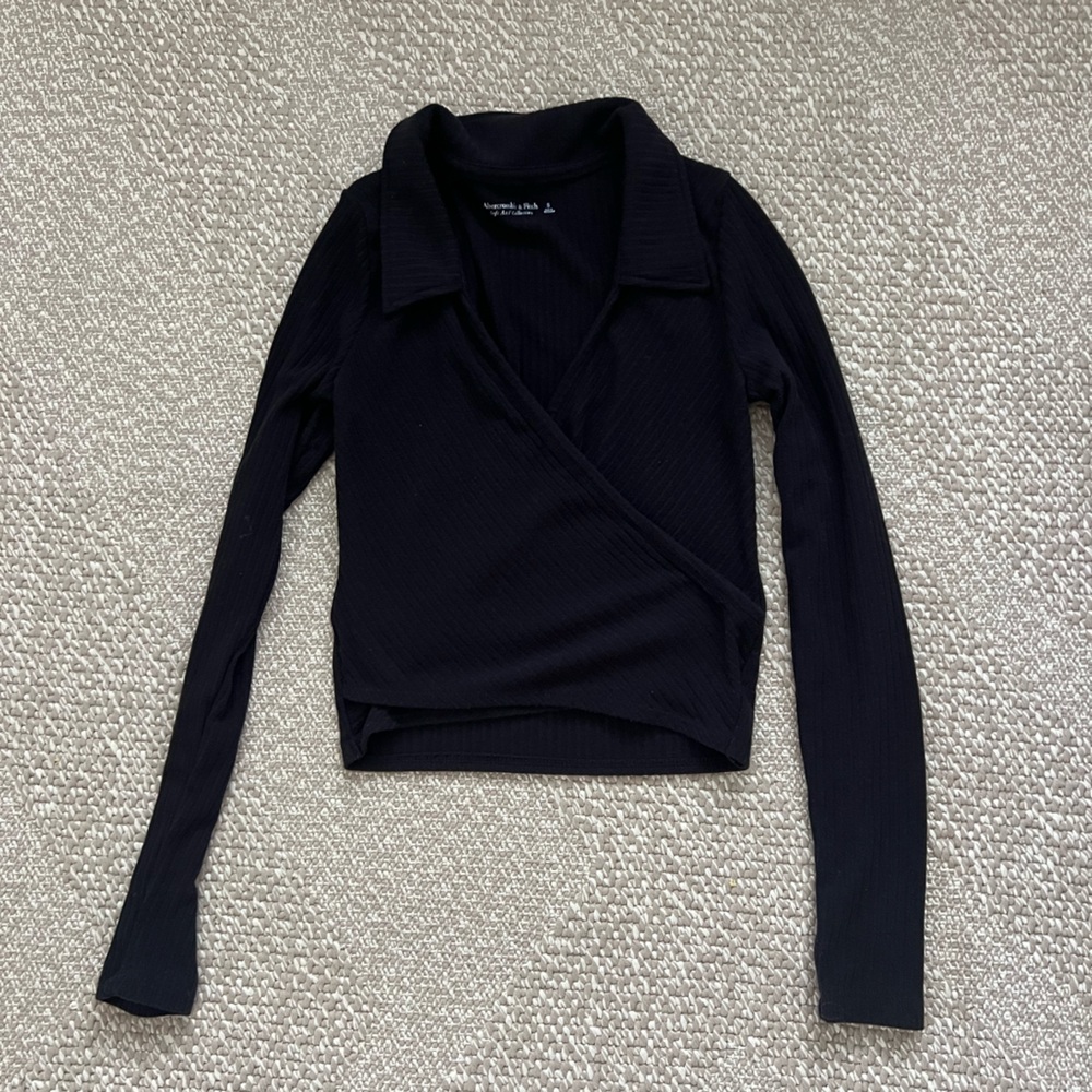Abercrombie & Fitch Black Ribbed Wrap Top